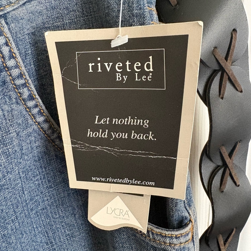 Riveted By Lee NWT Plus Size 18W High Rise Straight Leg Jeans Stretch w/ Belt - Picture 5 of 6